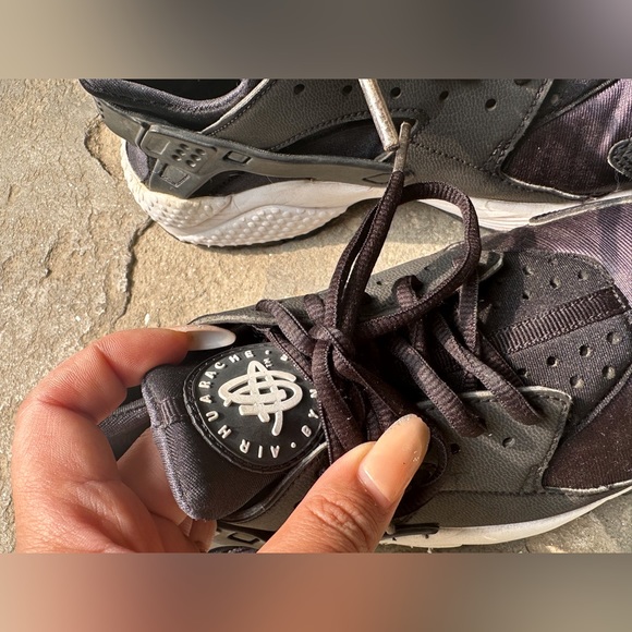 Nike Huarache - Picture 16 of 16